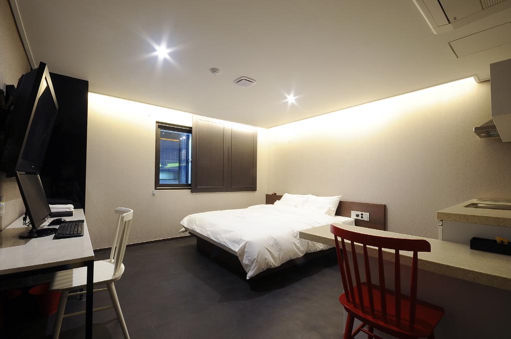 Queens Hotel Seomyeon Puszan Kültér fotó